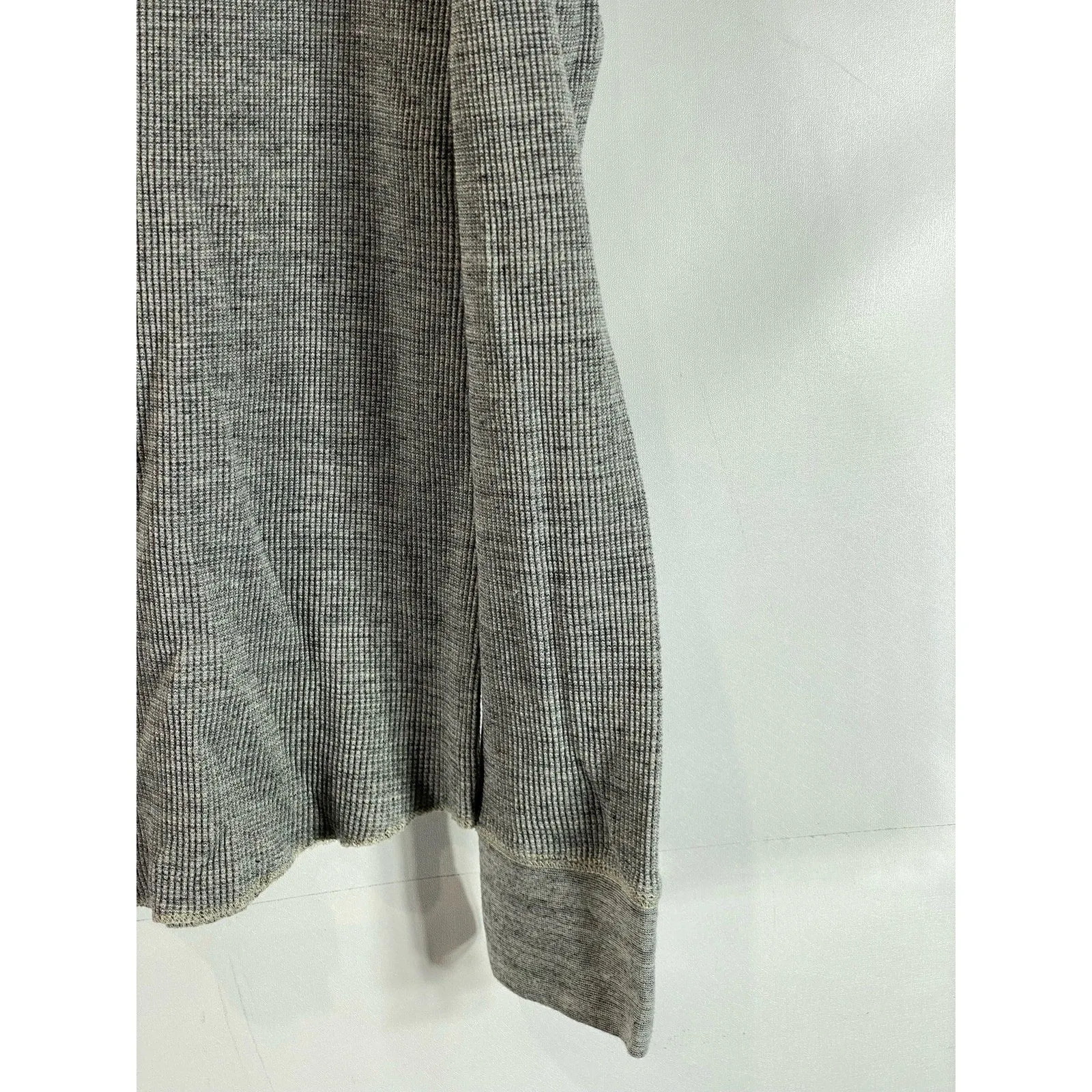 AMERICAN EAGLE OUTFITTERS Men's Gray Classic-Fit Thermal Henley Shirt SZ L