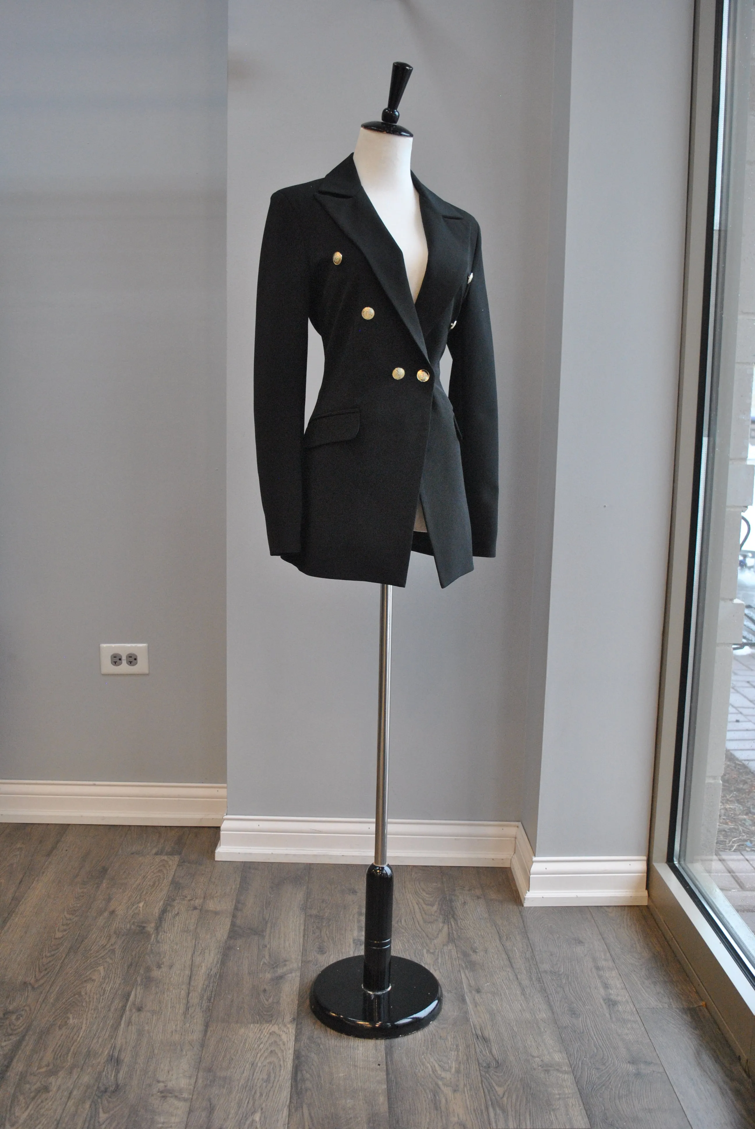BLACK DOUBLE BREASTED BLAZER