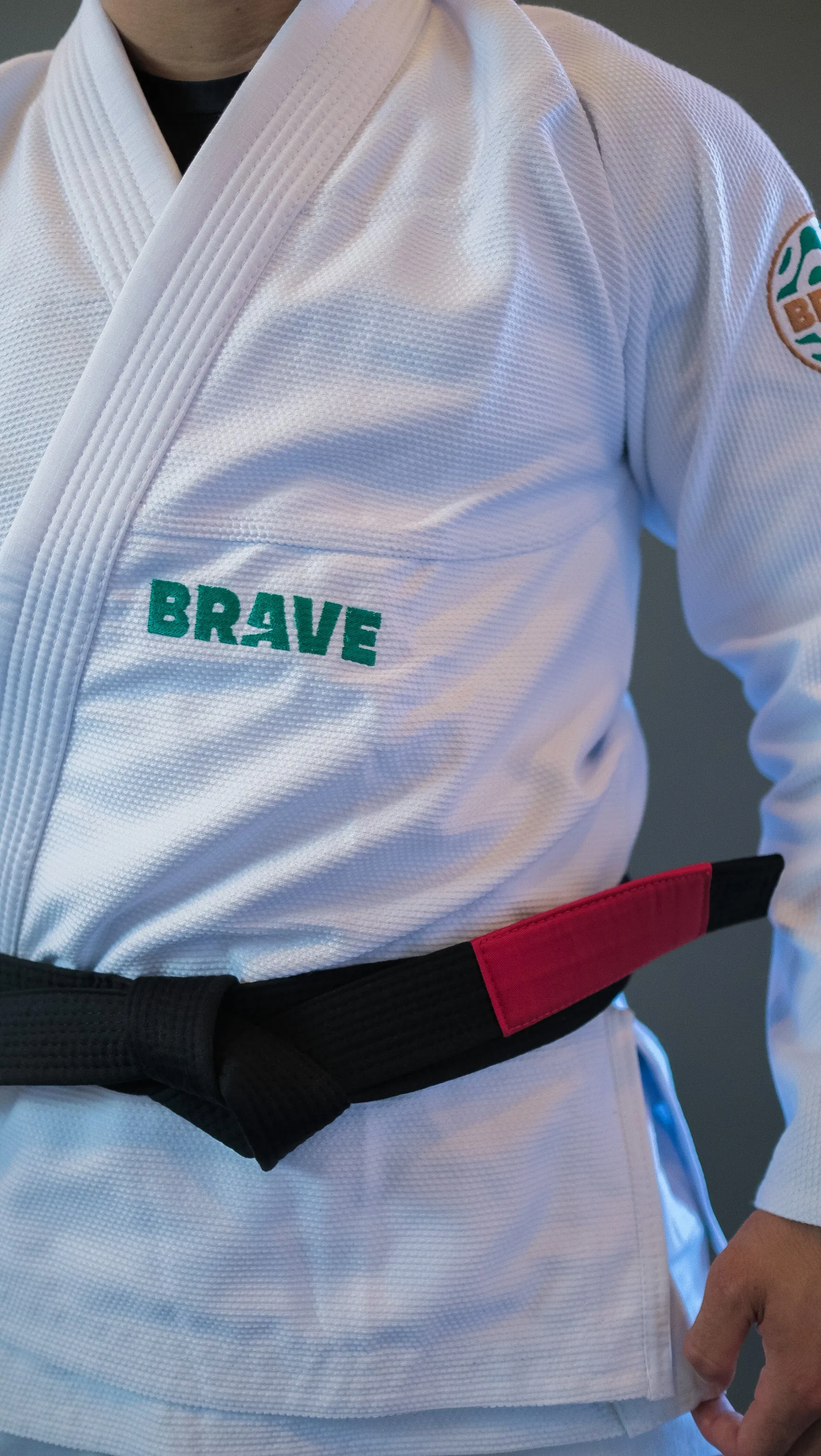 Brave Be Water Gi – White