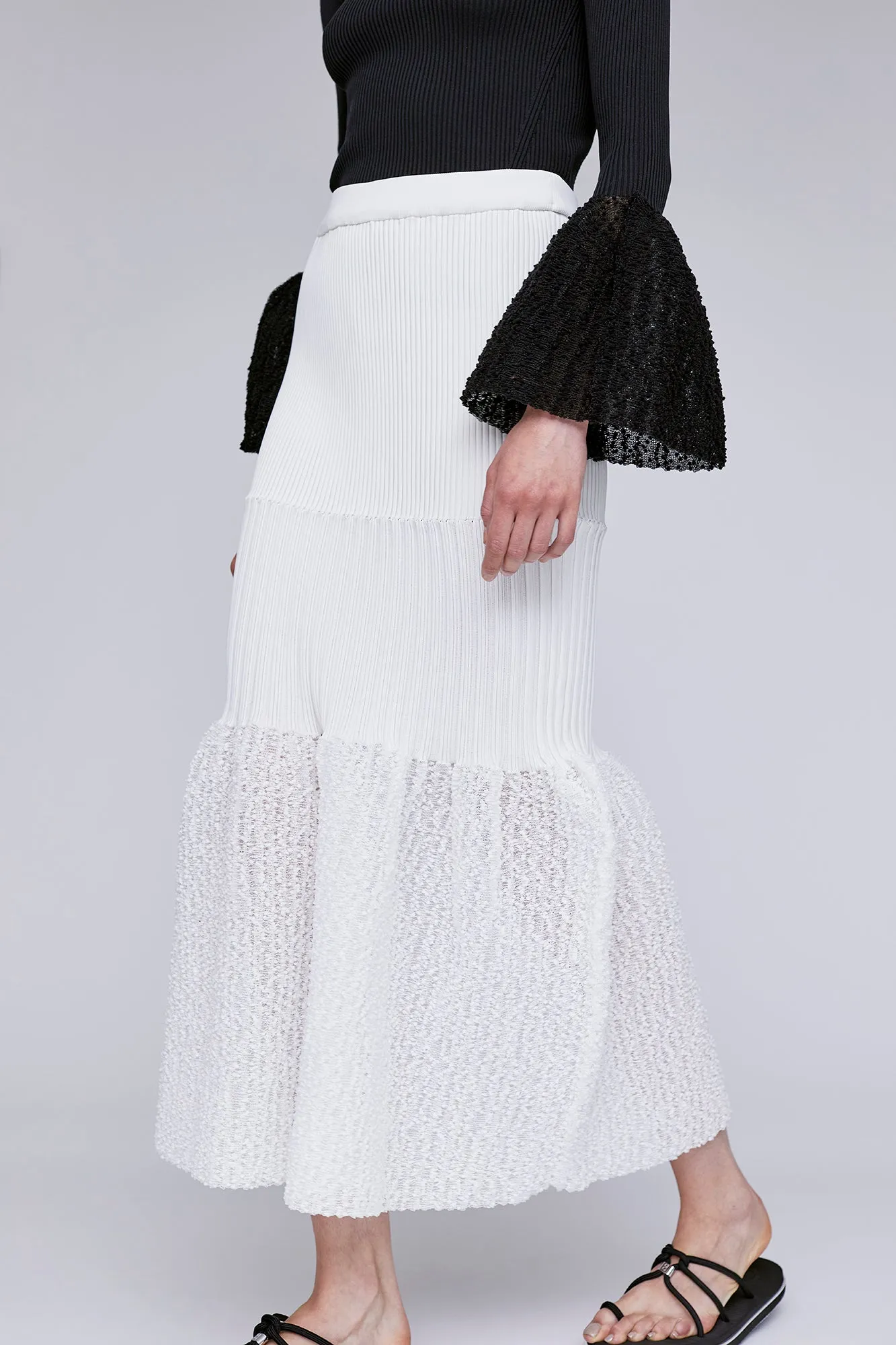 FLUTED ORNAMENT MERMAID SKIRT