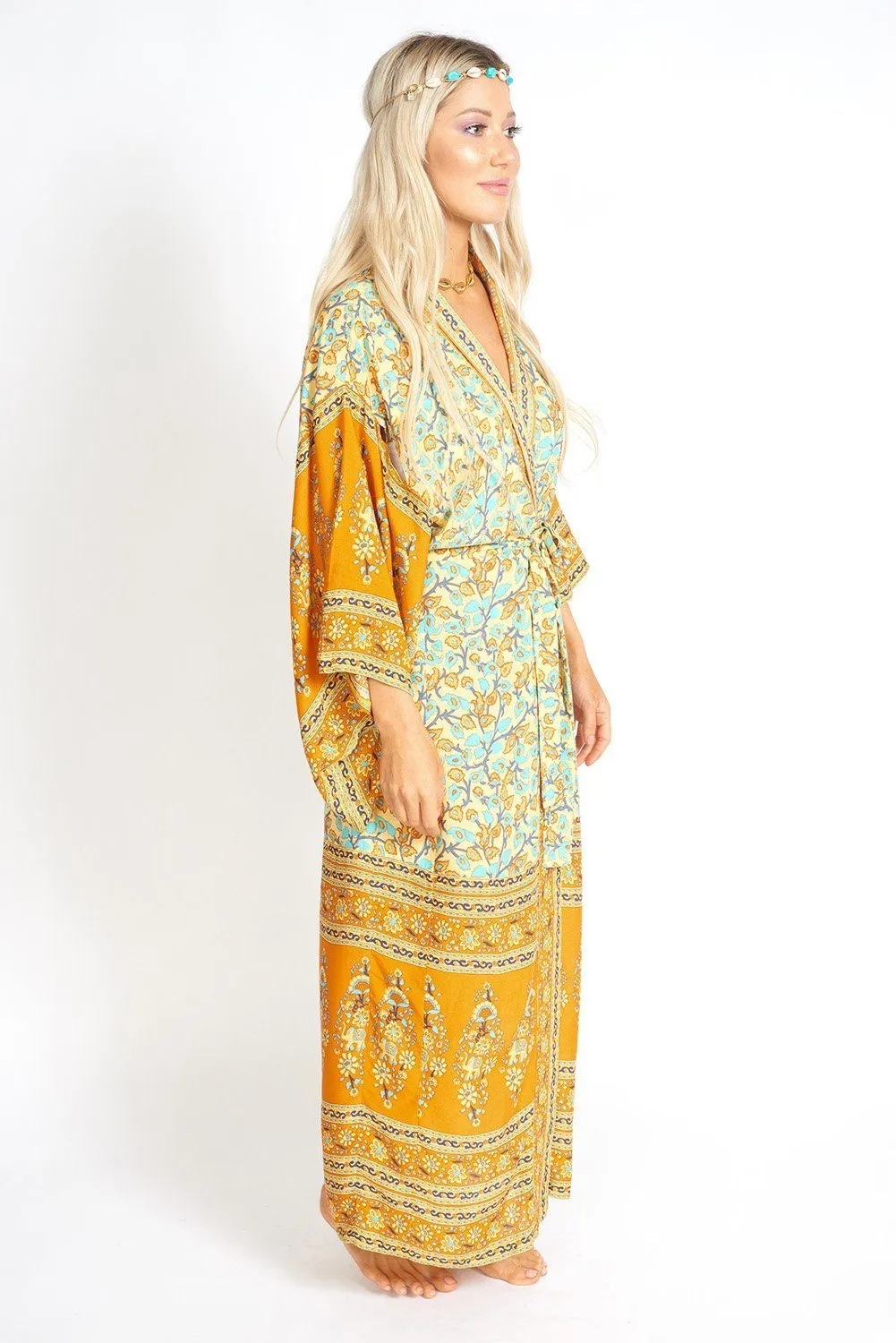 Mía Bohemian Floral Print Kimono Style Robe