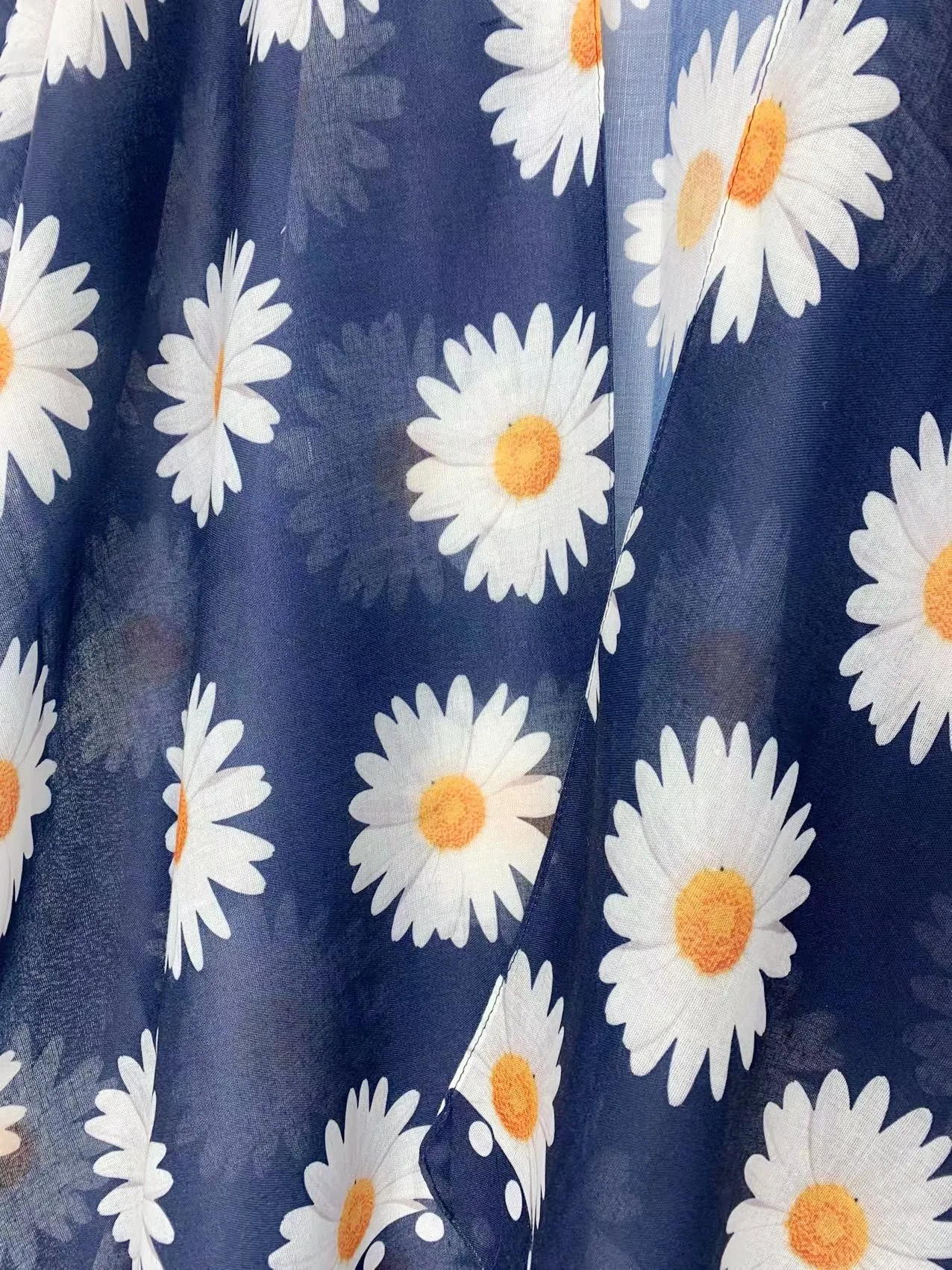 Navy-White Daisy Border Accent Kimono