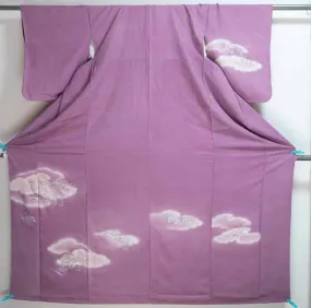 Purple Silk Japanese Houmongi - Clouds Fans with Hand-Drawn Lines - Background Diamond Pattern