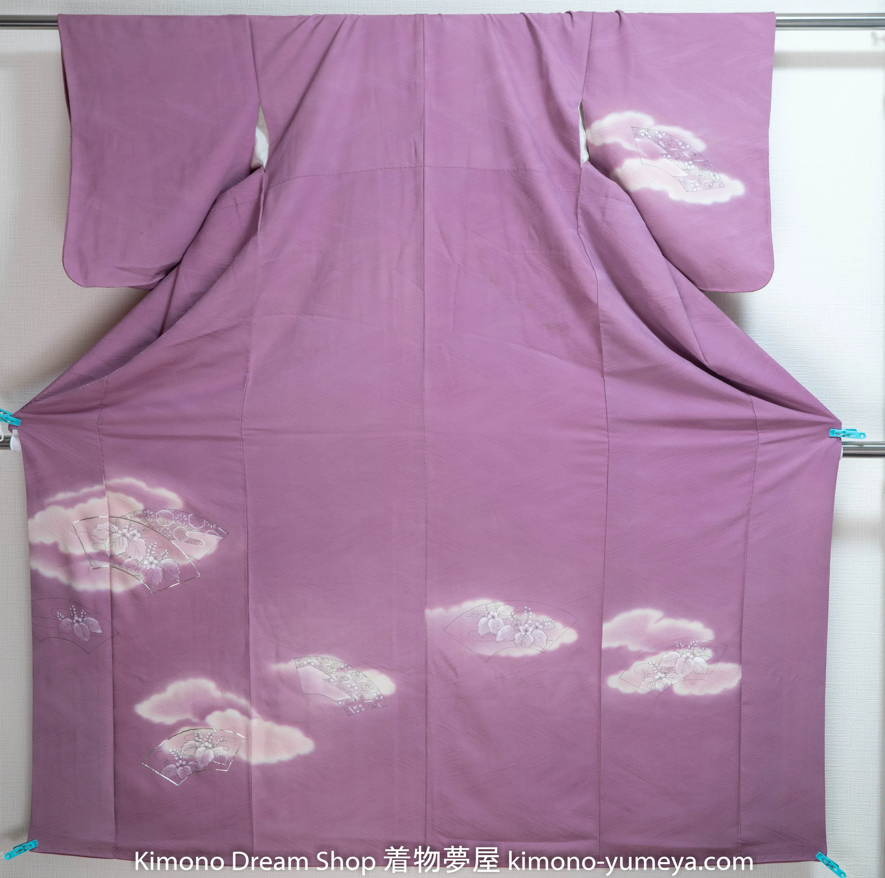 Purple Silk Japanese Houmongi - Clouds Fans with Hand-Drawn Lines - Background Diamond Pattern
