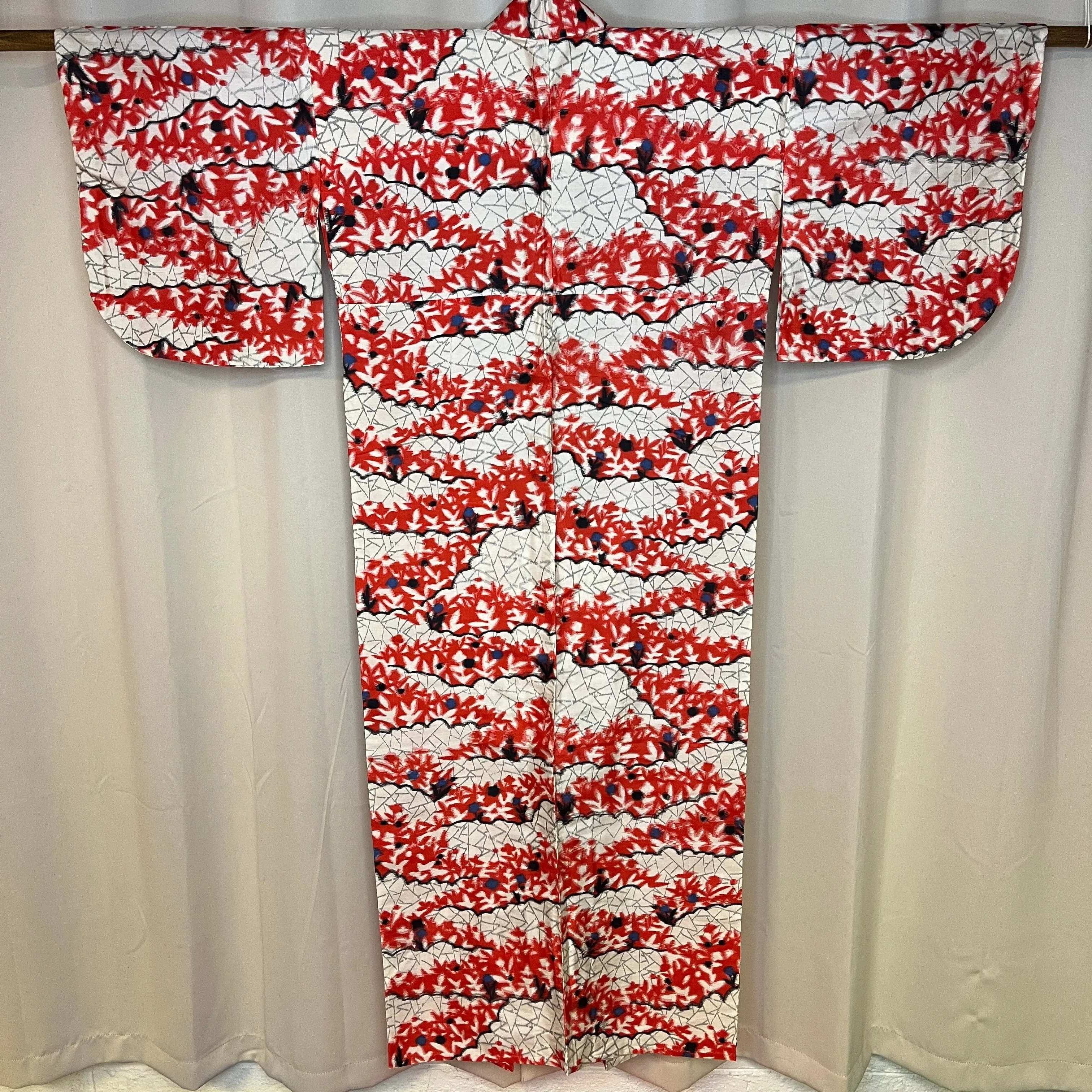 "Blurred Florals" Vintage Meisen Kimono