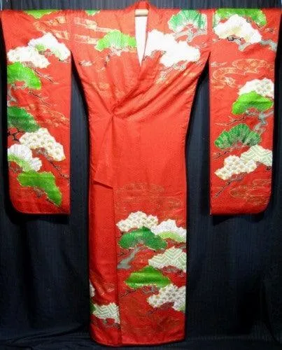 "Pine and Dandy" Wedding Kimono (Kakeshita)