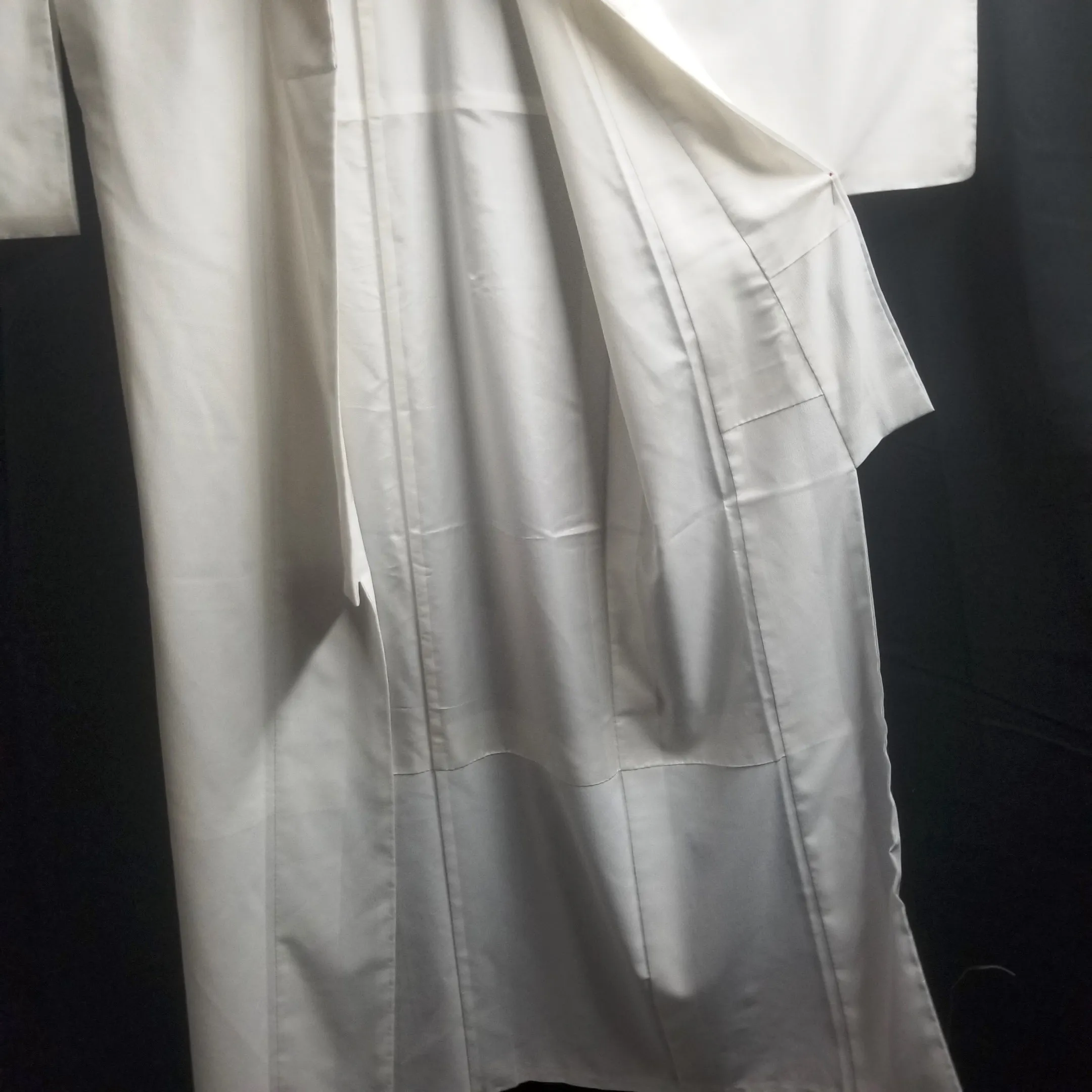"Solid White" Vintage Japanese Kimono