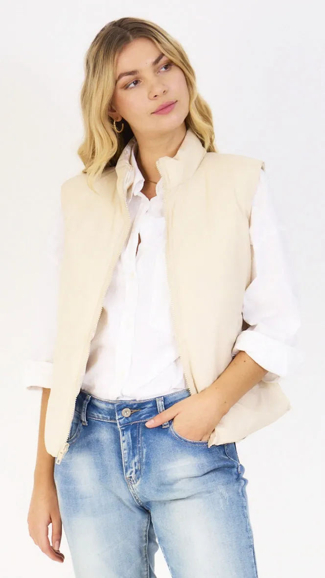 Reversible Showerproof Gilet | Pale Gold Leopard/Beige