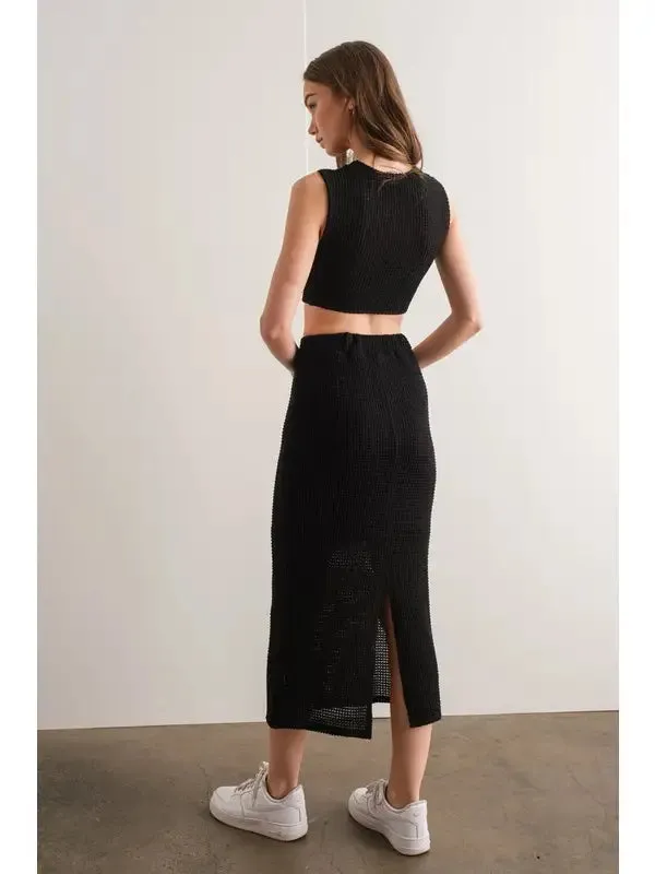 Ryleigh Waffle Maxi Skirt in Black