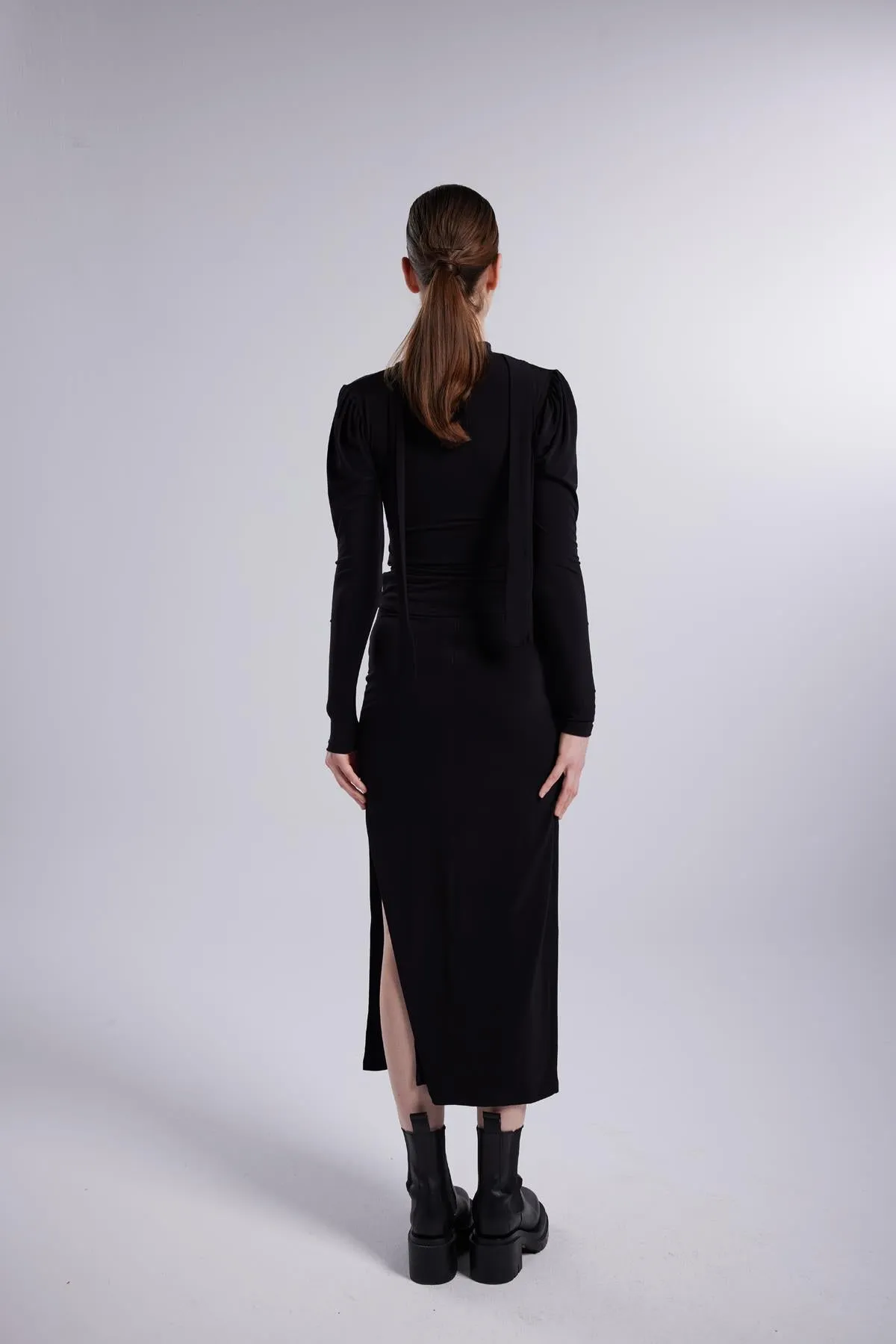 Serre Deep Slit Skirt Black