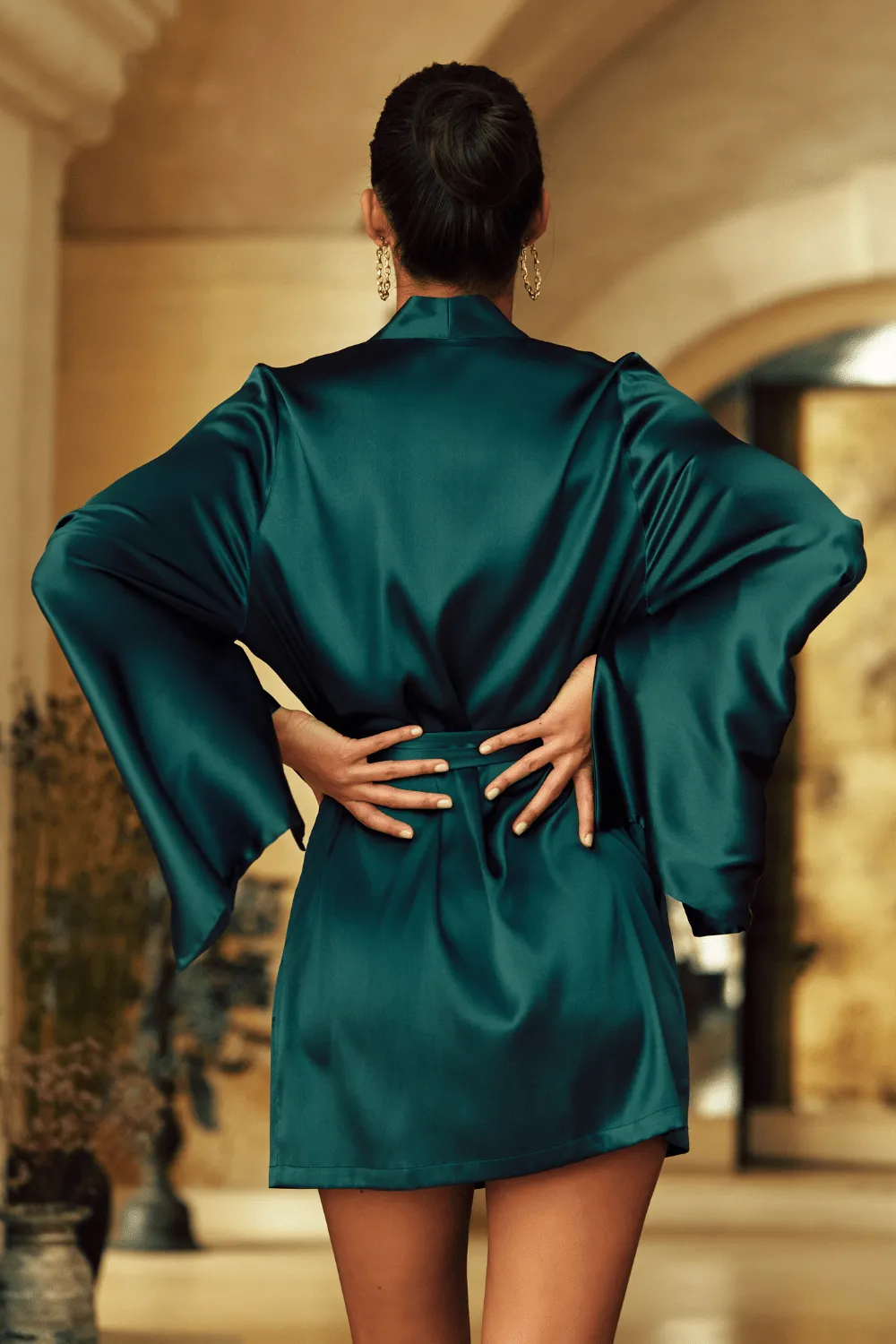 Sophia Short Silk Kimono