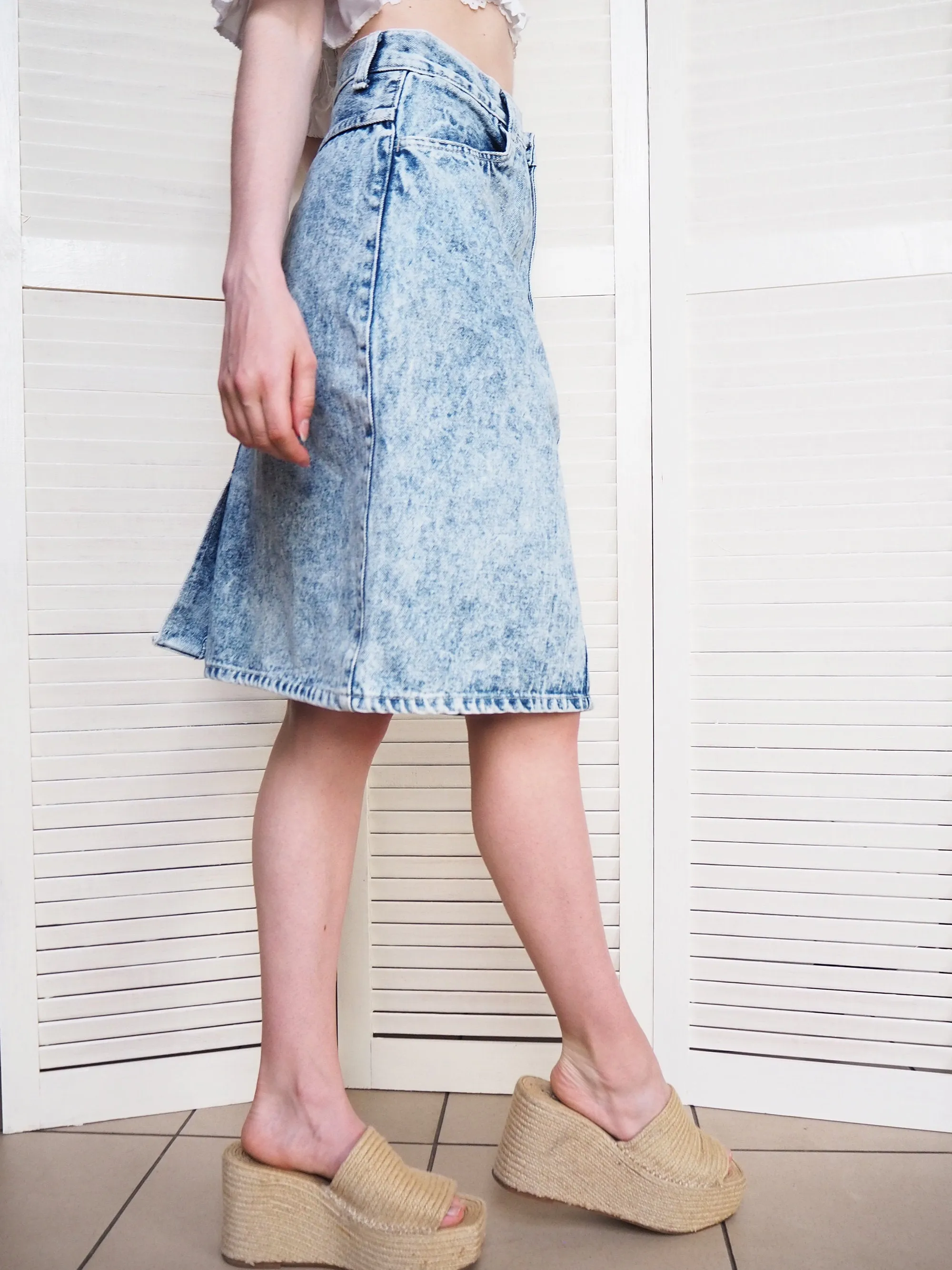 Vintage 90s minimalist stonewash denim pencil skirt