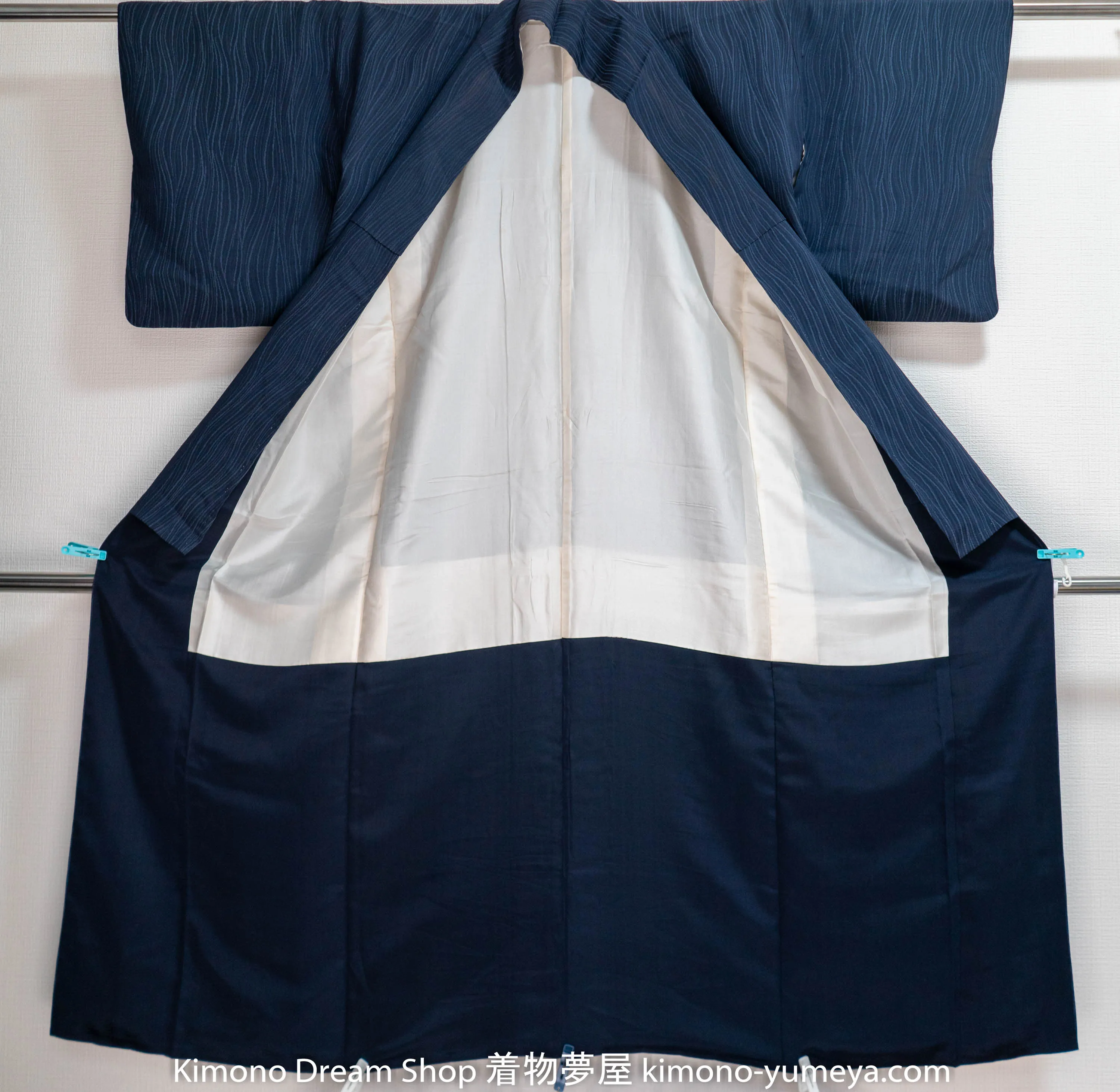 Wavy Komon Line Kimono - Vintage Dark Blue Silk Traditional Japanese Clothing - Komon Pattern Waves