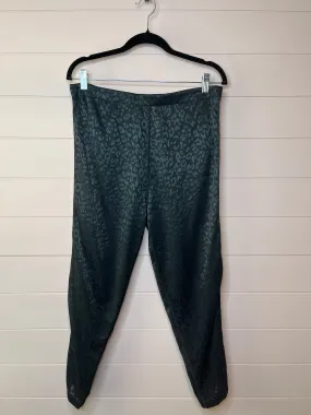XL Victoria’s Secret Black Sheer Leopard Print Leggings