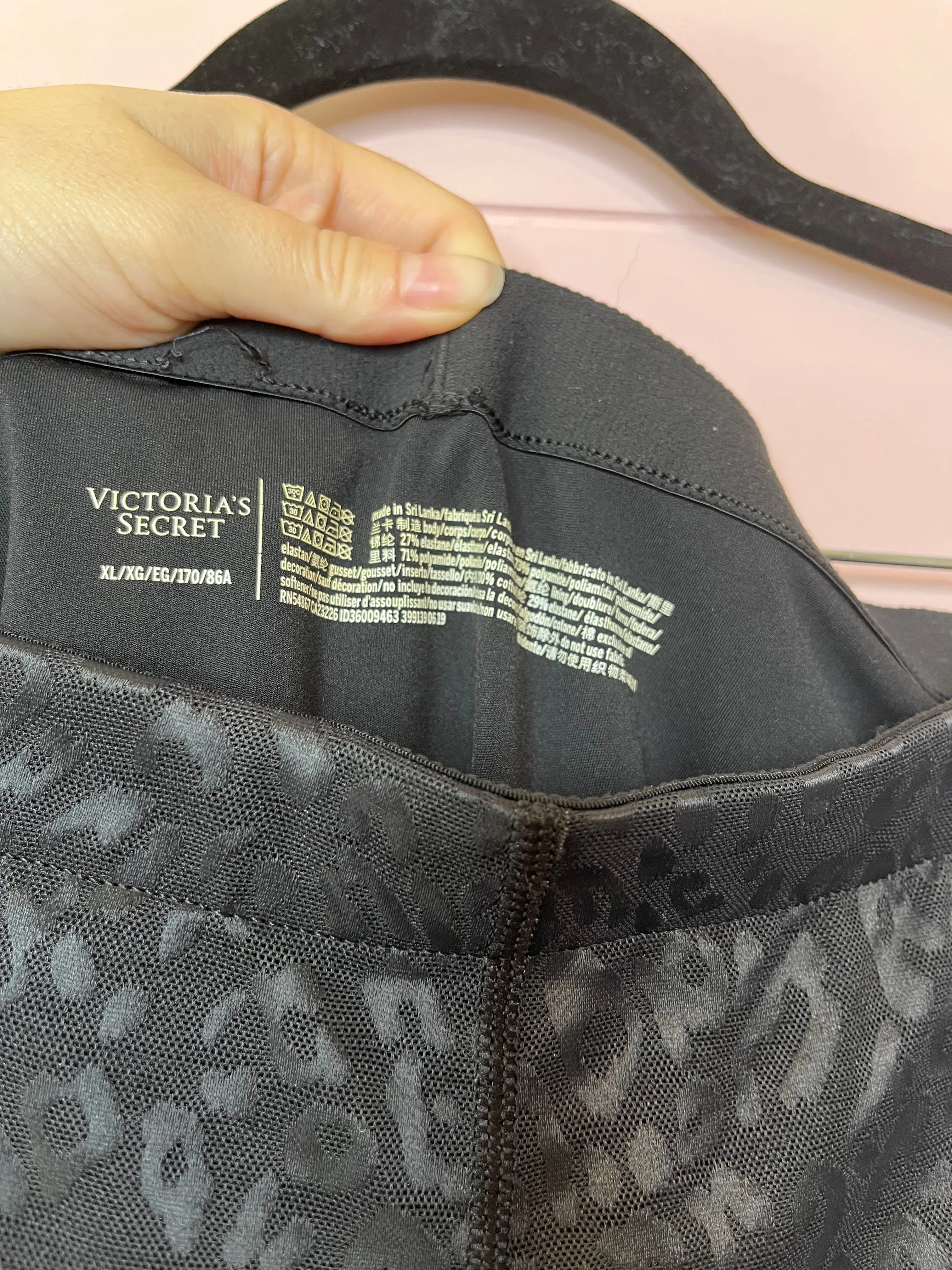 XL Victoria’s Secret Black Sheer Leopard Print Leggings